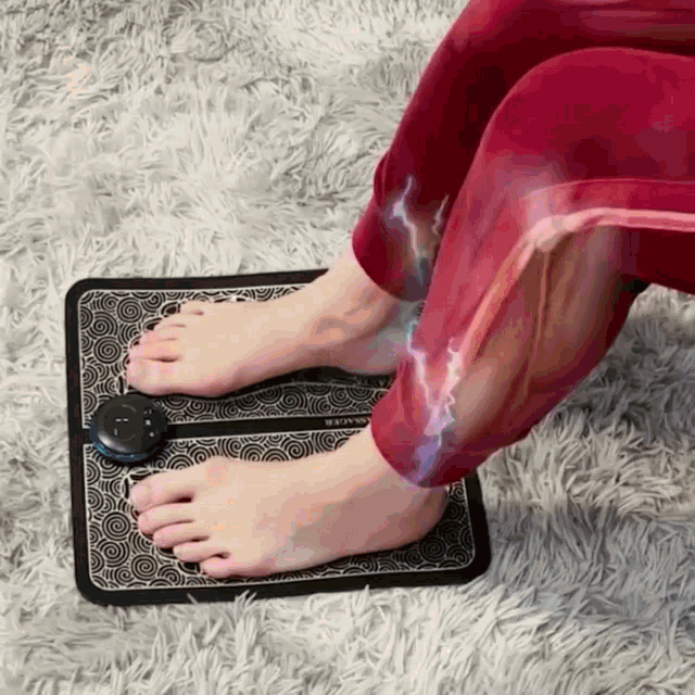 1+1 GRATIS: Aparat de masaj pentru picioare EMS FootPad PRO