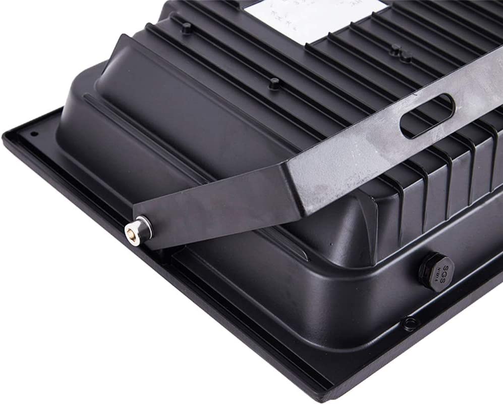 PACHET PROMOTIONAL: Proiector Puternic Si Rezistent La Apa IP66 VELORA 200W + Panou Solar + Telecomanda Si Accesorii,Incarcare Rapida + Accesorii+ Lampa Solara 100x Led CADOU