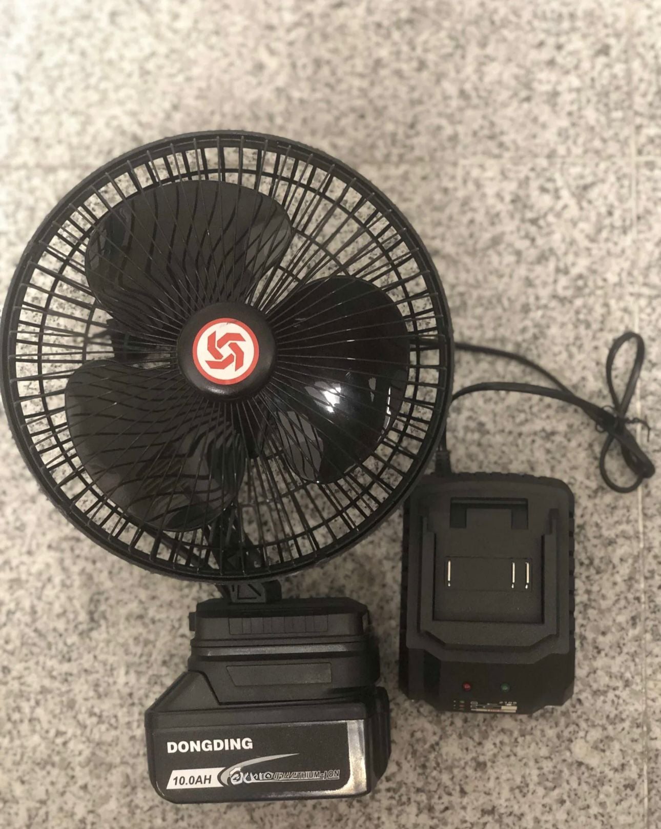 Ventilator Portabil Cu Acumulator Puternic – Baterie 96V + Încarcator CADOU